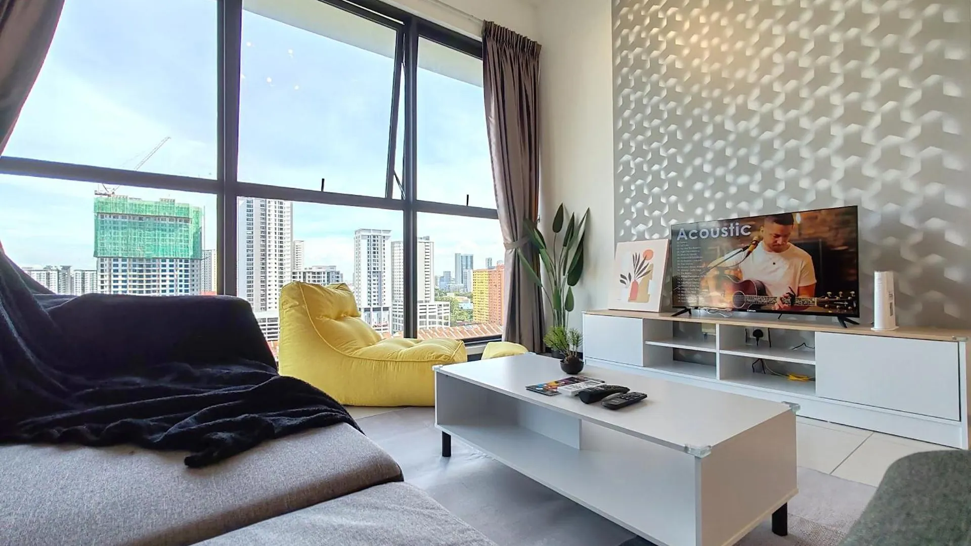 Softgrey 2 Rooms Apartment, 4 Plus 2 Pax At Urban Suites Jelutong Apartment